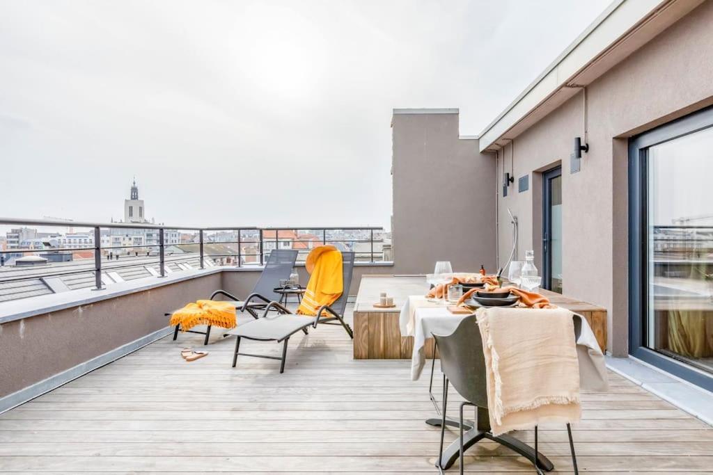Love Nest - Your Cosy Penthouse Oostende Buitenkant foto