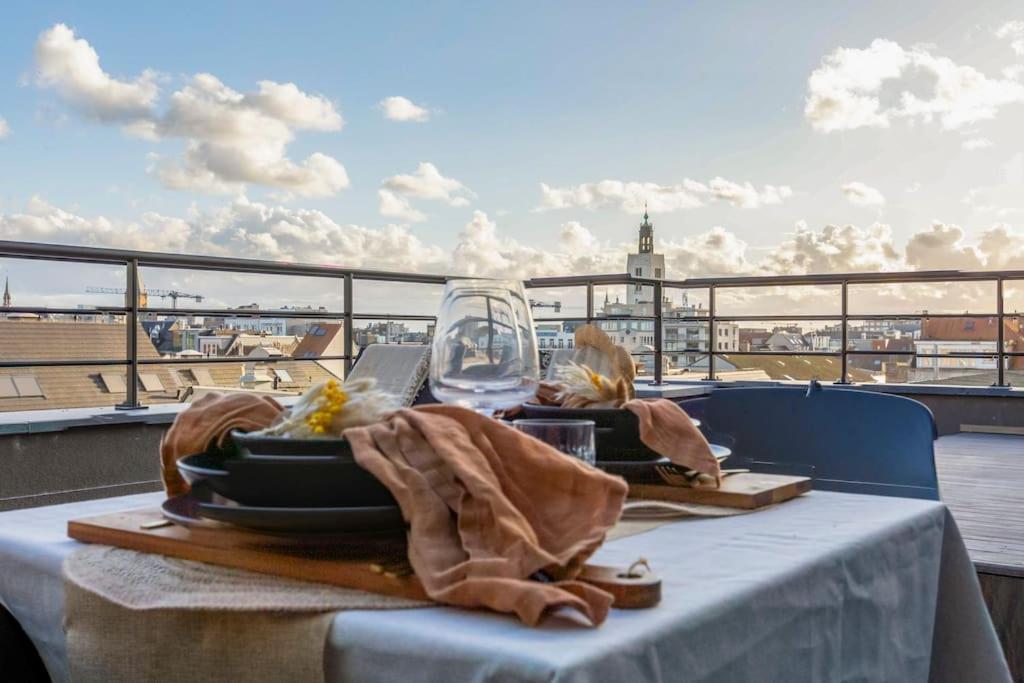 Love Nest - Your Cosy Penthouse Oostende Buitenkant foto