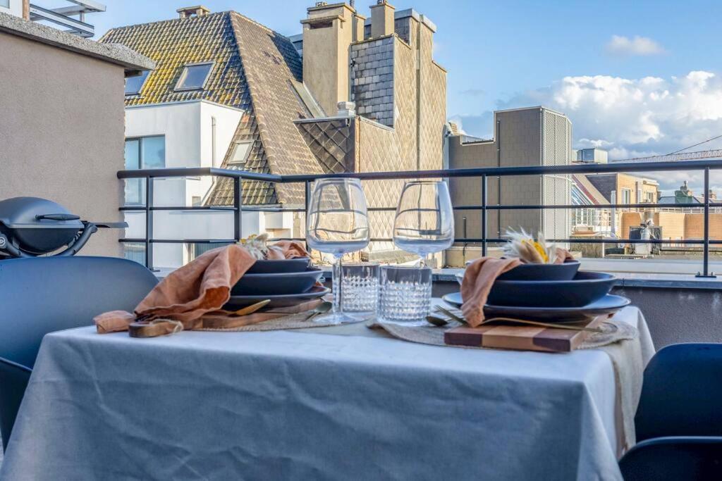 Love Nest - Your Cosy Penthouse Oostende Buitenkant foto