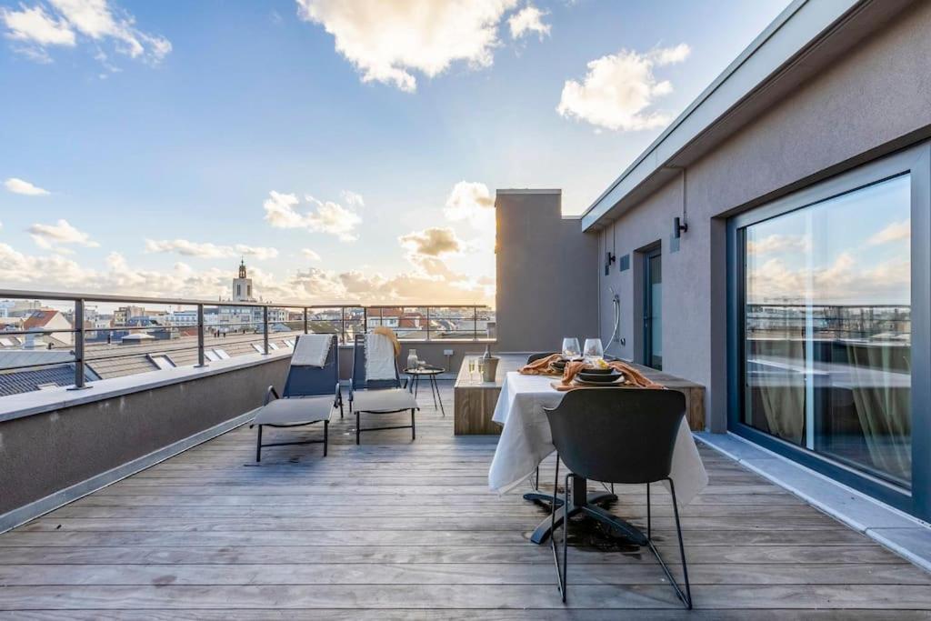 Love Nest - Your Cosy Penthouse Oostende Buitenkant foto